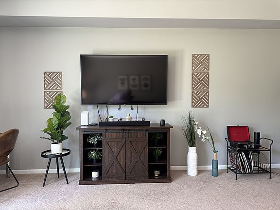 4th image of 179 Golfview Dr #179