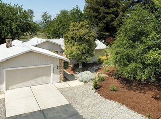 6250 Riverside Dr, Redding, CA 96001