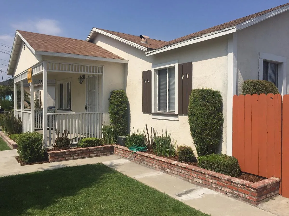 2 bed, 1100 sqft, $3,100 — Photo 4