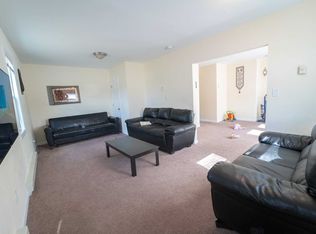 294 W Old Country Rd, Hicksville, NY 11801