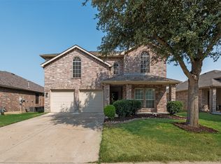 9105 Oldwest Trl, Fort Worth, TX 76131