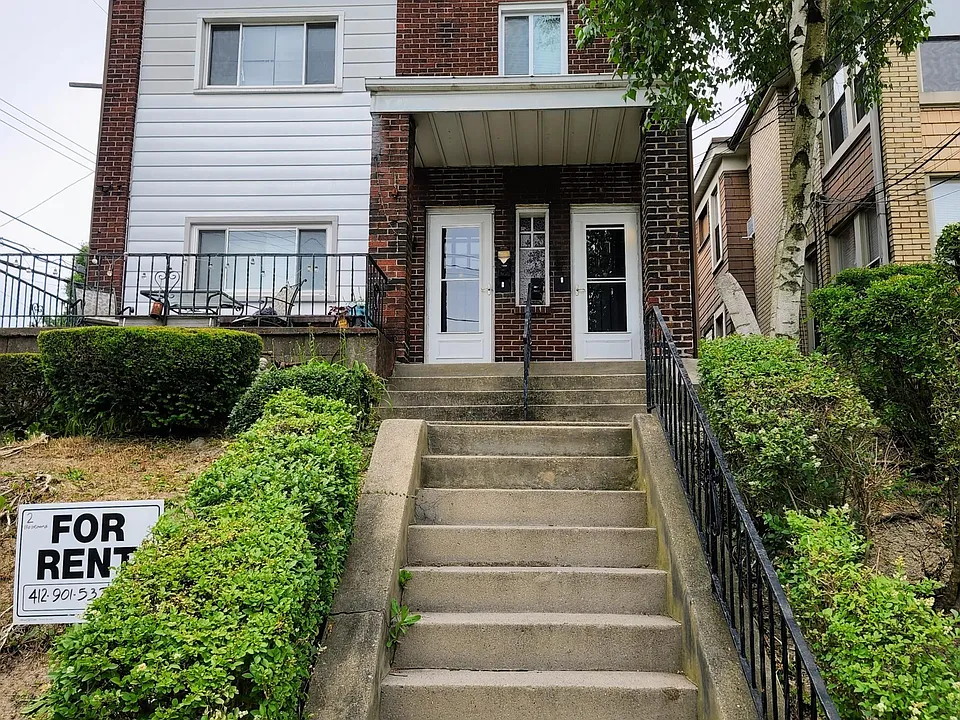 Welcome to 2303 Sherbrook St. A quiet residential area yet close to Frick Park and center Squirrel Hill