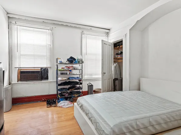 350 East 193rd Street image 16 of 17