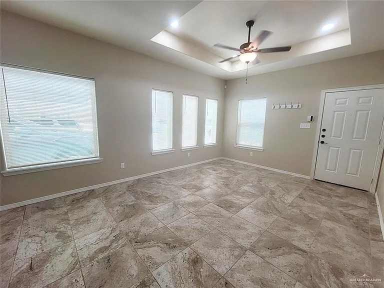 5904 Nightingale Ave #4 — Photo 5