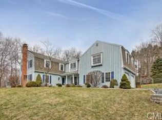 165 Hemlock Hills Rd S, Fairfield, CT 06824