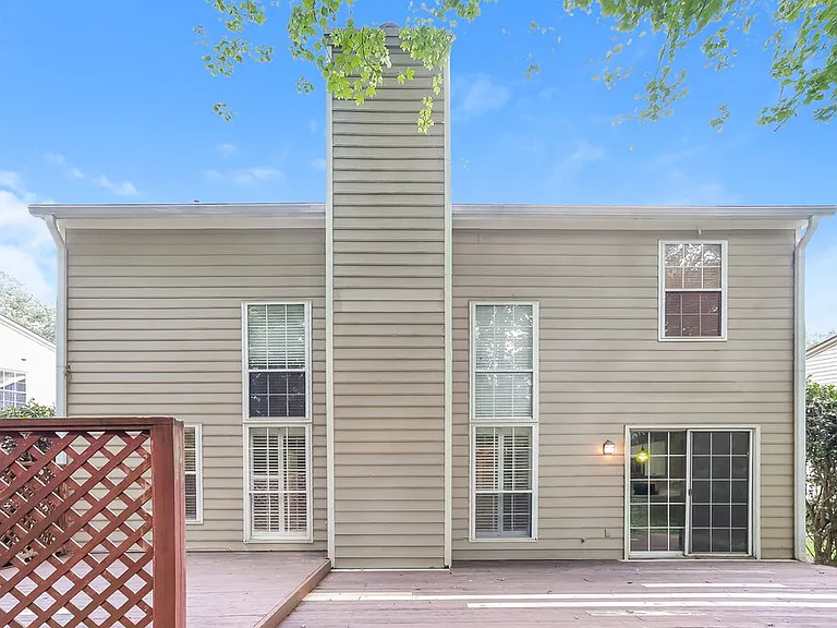 4259 Pentworth Ln NW — Photo 17
