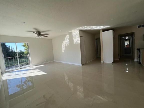 2nd image of 1870 Fairview Villas Dr #5