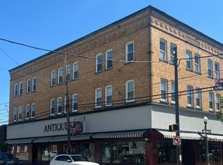 403 Mill St APT 2, Coraopolis, PA 15108