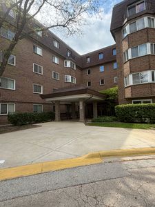 220 S Roselle Rd APT 224, Schaumburg, IL, 60193