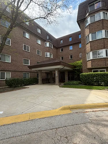 220 S Roselle Rd #224 Photo 1