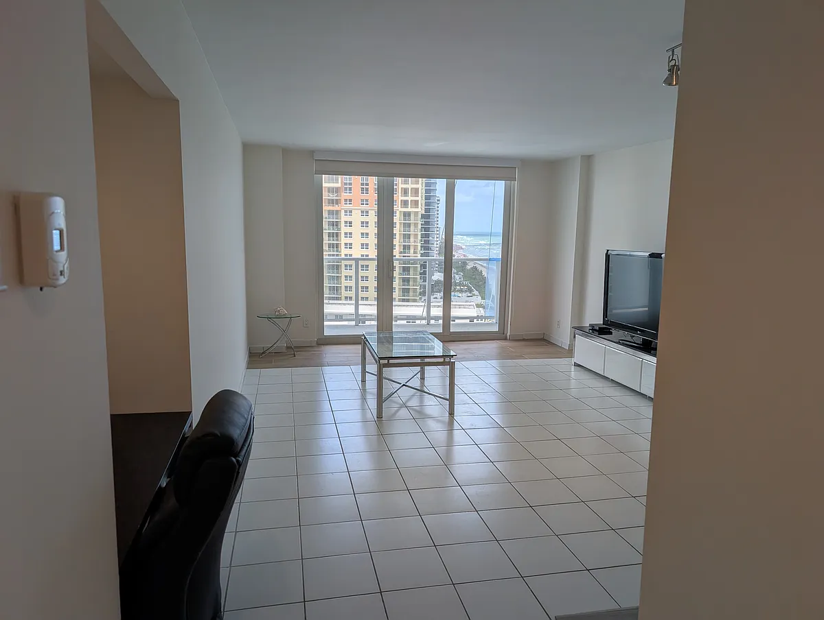 Building Photo - 3180 S Ocean Dr #1507