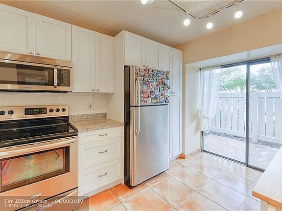 5th image of 4797 NW 22nd St