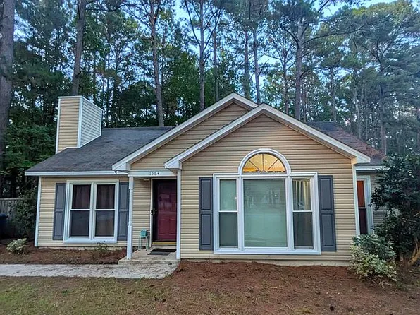 1564 Rosemond Dr, Greenville, NC 27834