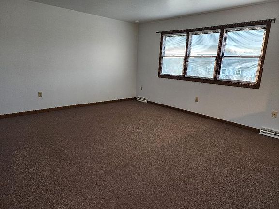 5th image of 68 Knisley Dr