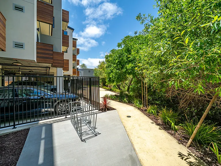 Artisan Apartments — Photo 7