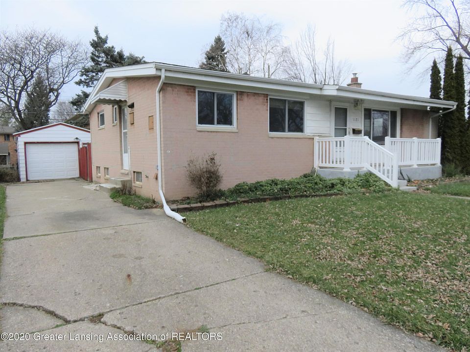 1st image of 1121 N Magnolia Ave