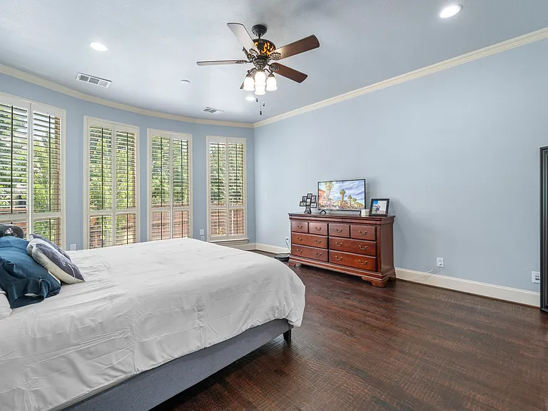 1308 Cotulla Dr — Photo 9