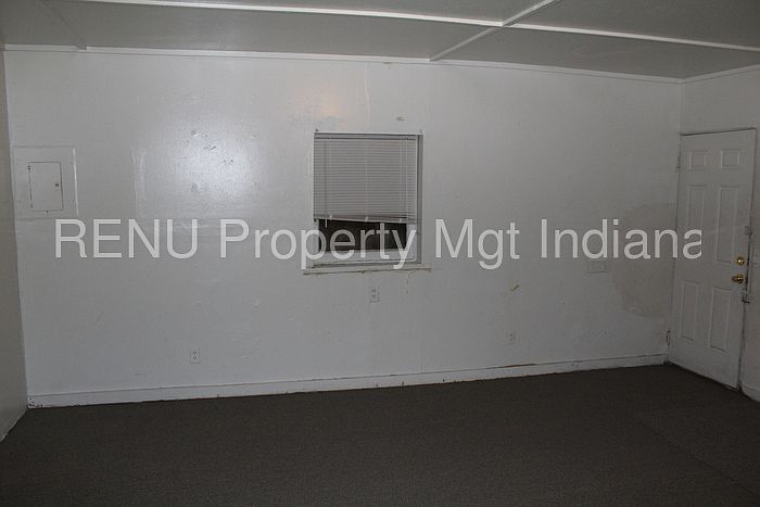 Building Photo 3