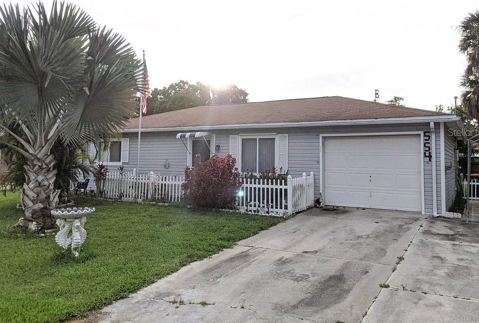 1st image of 554 Chamber St
