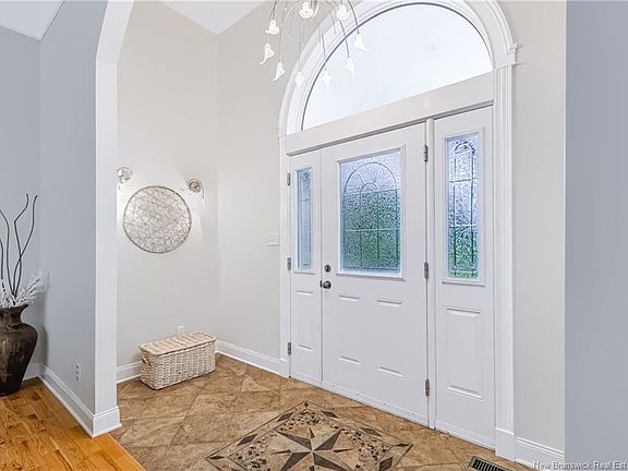 3rd image of 14 Carlisle Rd