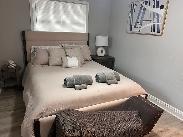 200 S Betty Ln — Photo 14