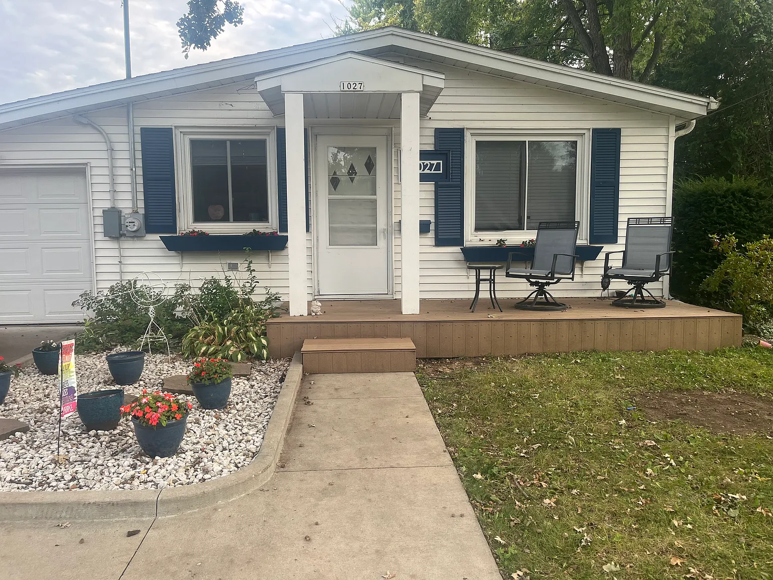 3 bed, 936 sqft, $1,650 — Photo 2