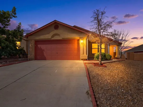 10709 Connemara Dr SW, Albuquerque, NM 87121