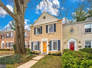 26 Castle Ct, Gaithersburg, MD 20878