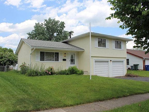 2nd image of 1380 Cardwell Sq S