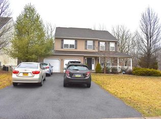 134 Walker Dr, Northampton, PA 18067