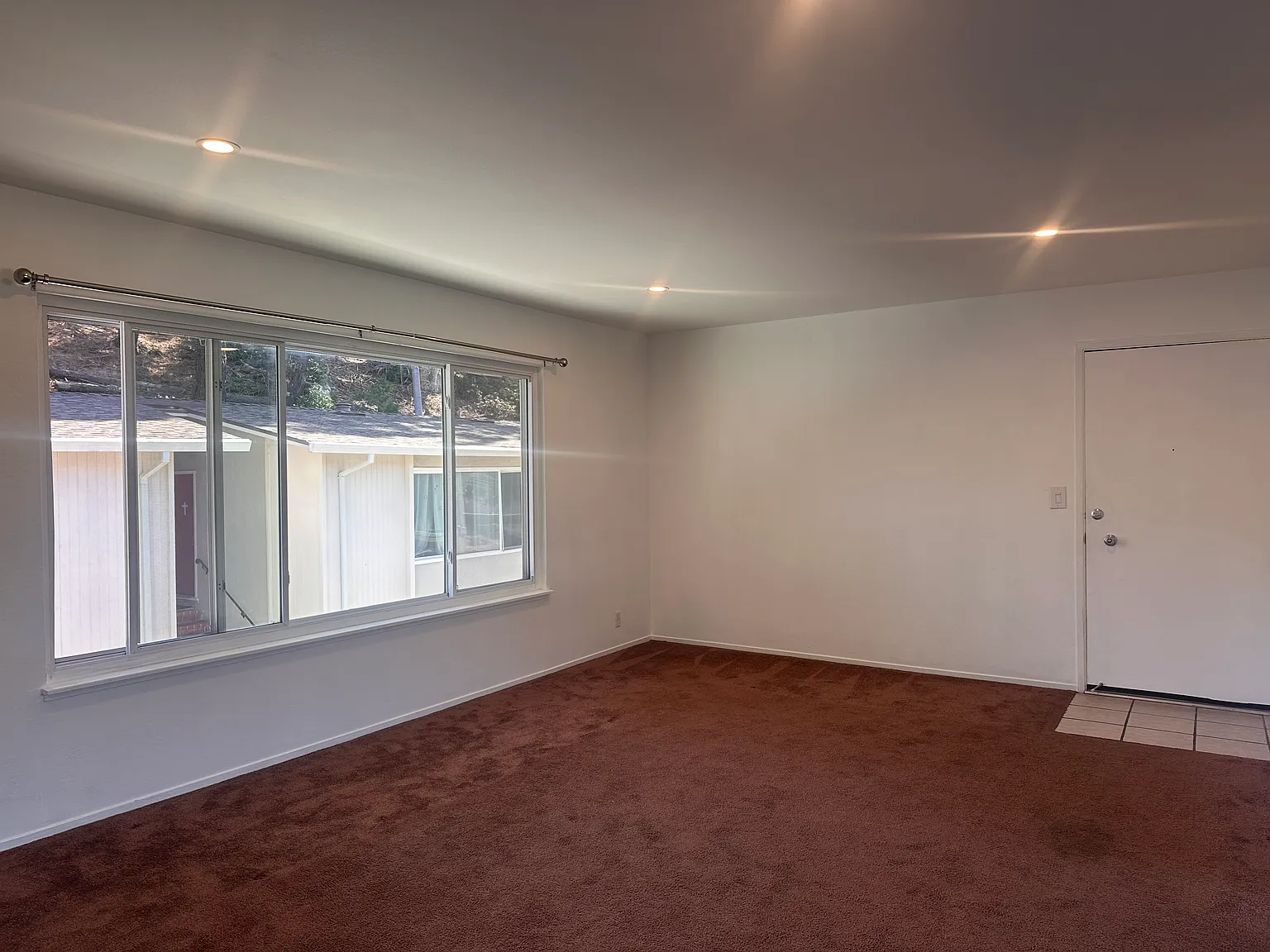 2850 Sneath Ln Apts — Photo 4