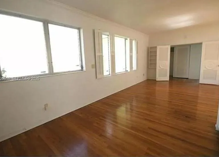 3921 N Meridian Ave #3C — Photo 2