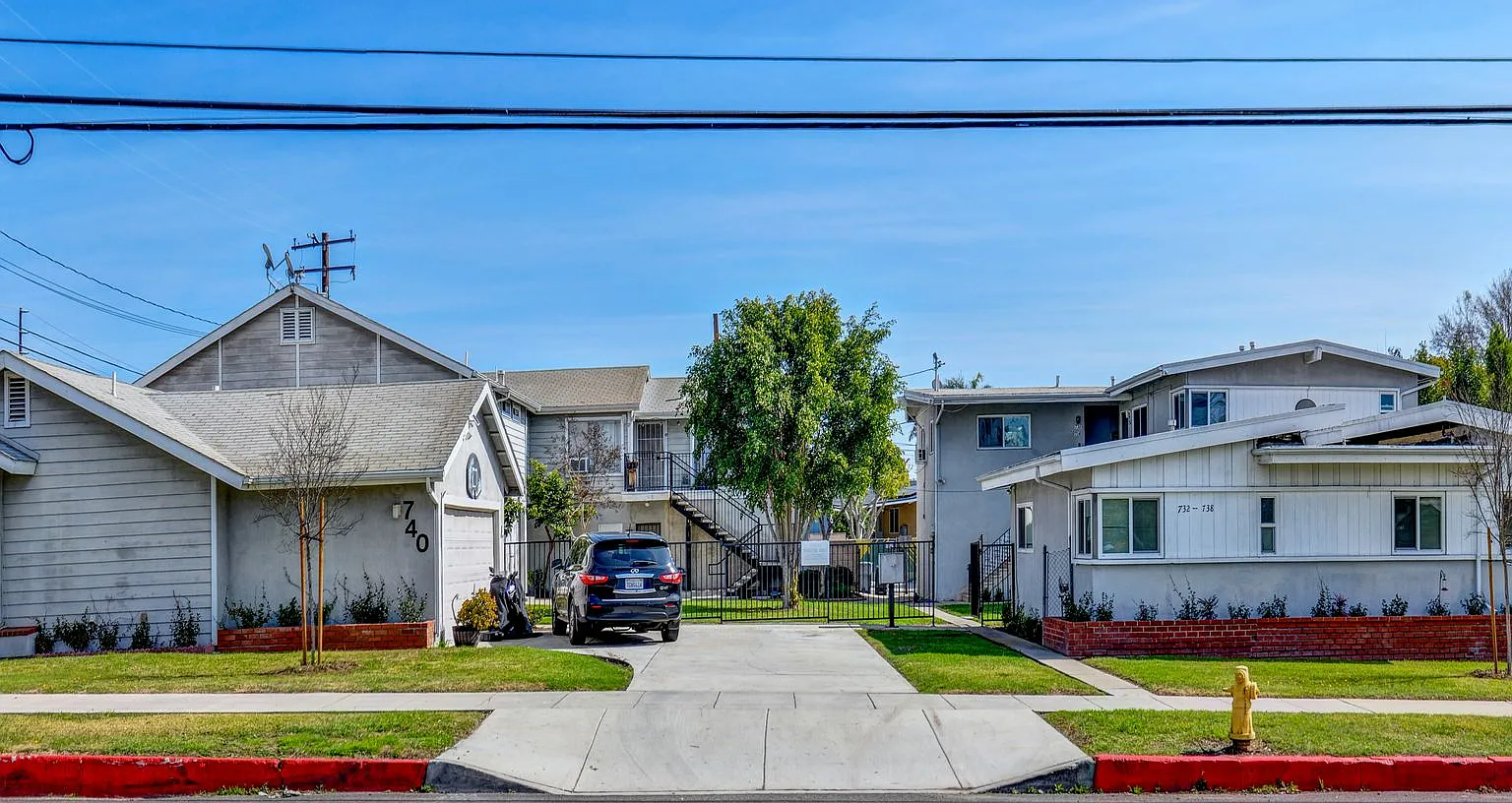 Refreshed 1 Bed 1 Bath Apartment with Parking — Photo 2
