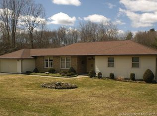 49 Watertown Rd, Middlebury, CT 06762