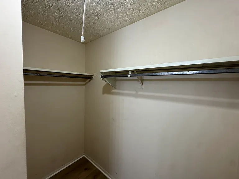10303 Granite Creek Ln — Photo 24