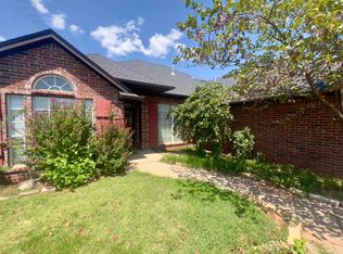 1121 Charlton Rd, Edmond, OK 73003