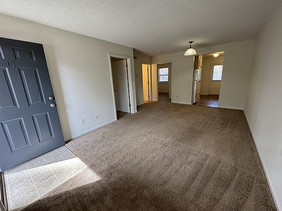 2nd image of 705 Patton Cir APT 17