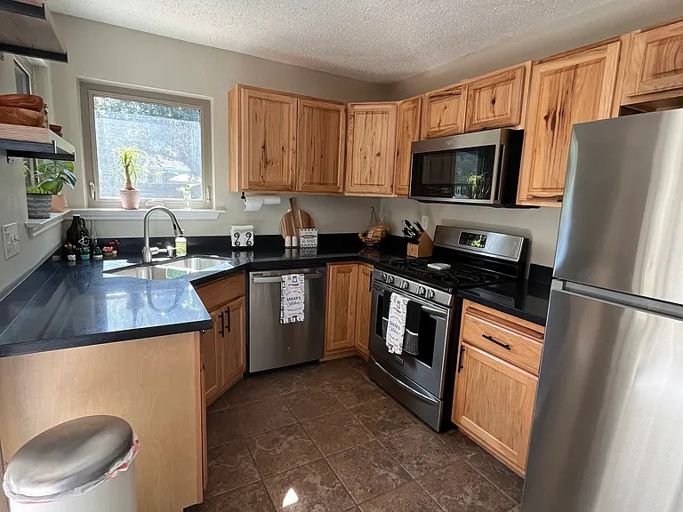 12917 Meehan Dr — Photo 36