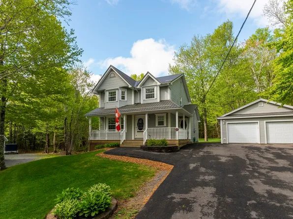 44 Tattenham Cres, Hammonds Plains, NS B4B 1V2