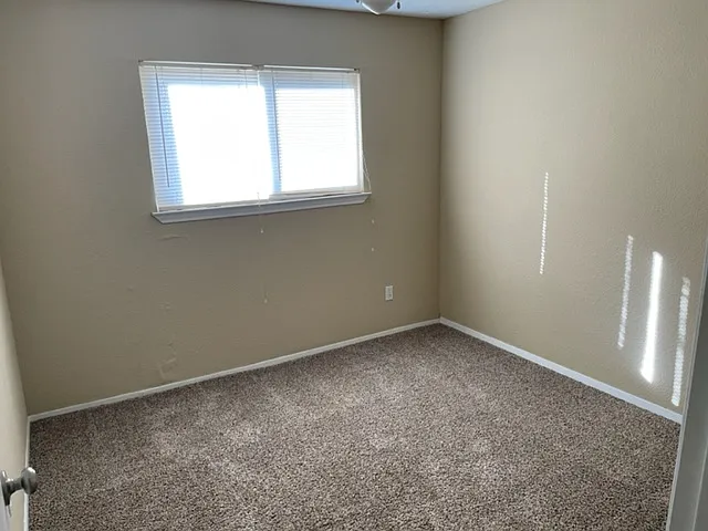 28 W Creek Ln #28 — Photo 13