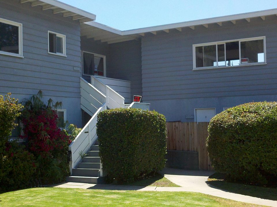 1st image of 16556 W Sunset Blvd