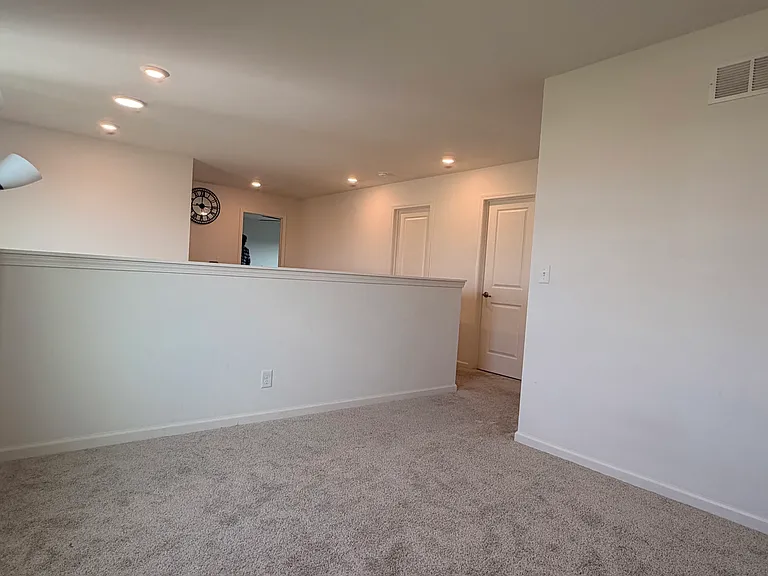 2411 Fairfield Ave — Photo 15