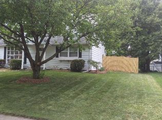 113 Cheltenham Dr, Normal, IL 61761