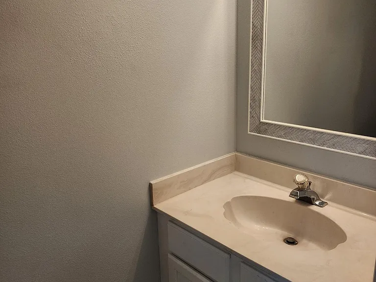 3407 Fort Nelson Ln — Photo 14
