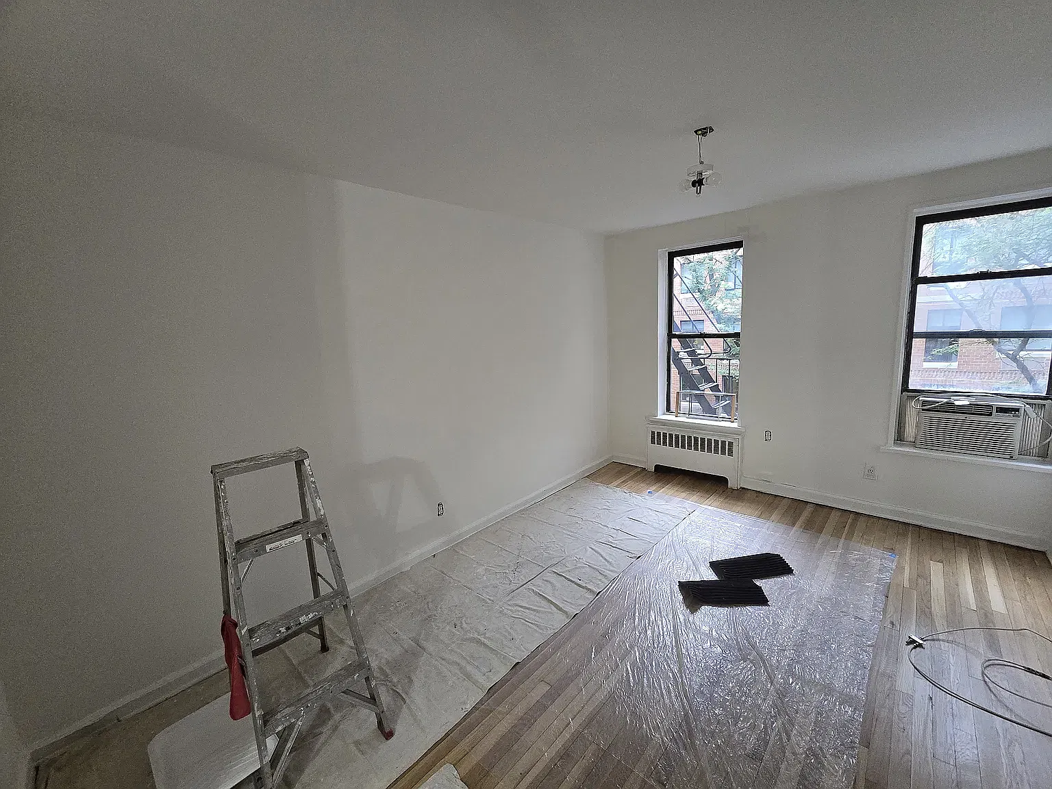 411 West 52nd Street — Photo 1
