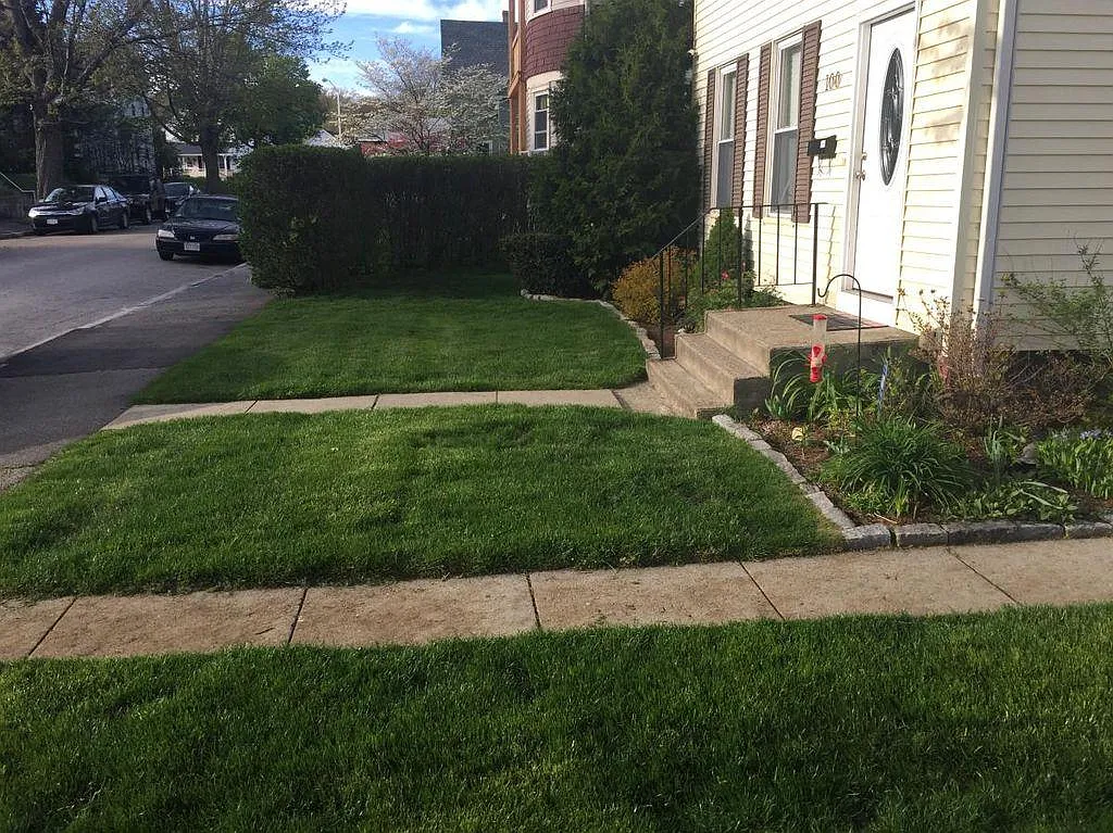 3 bed, 1300 sqft, $2,275 — Photo 3