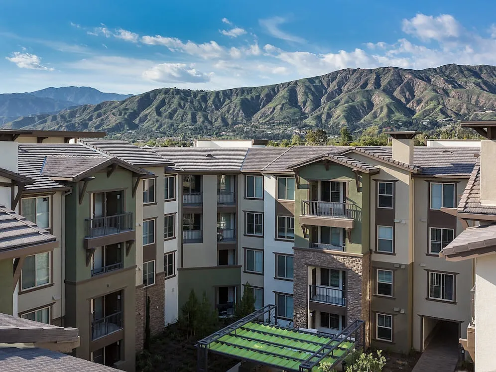 Avalon Glendora — Photo 3