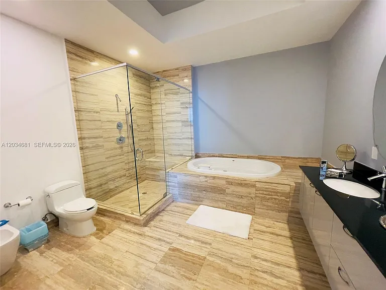 16001 Collins Ave #4107 — Photo 21