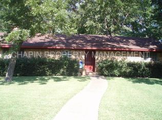 3029 Arapaho Rd, Commerce, TX 75428