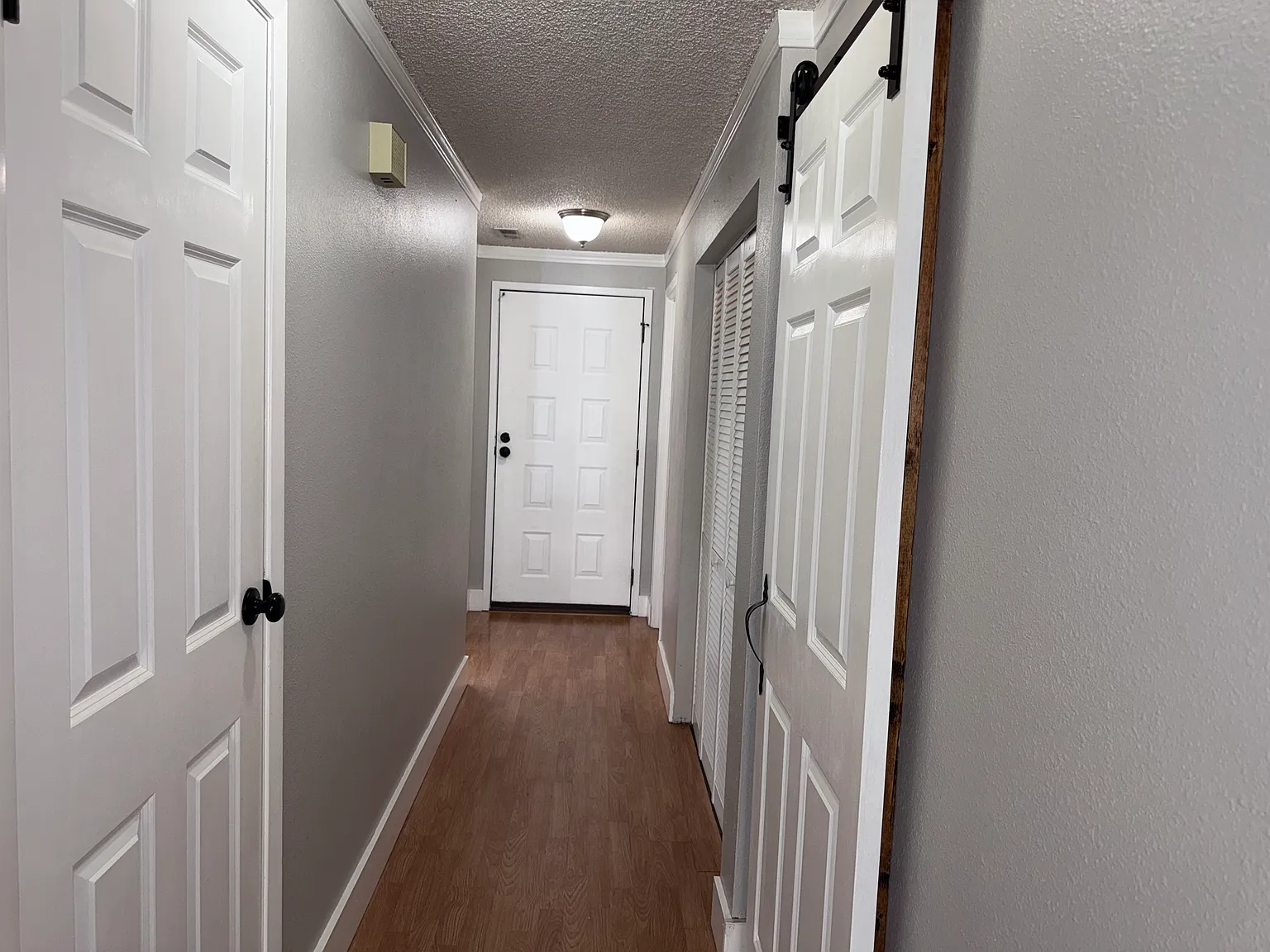 2 bed, 1361 sqft, $2,850 — Photo 4
